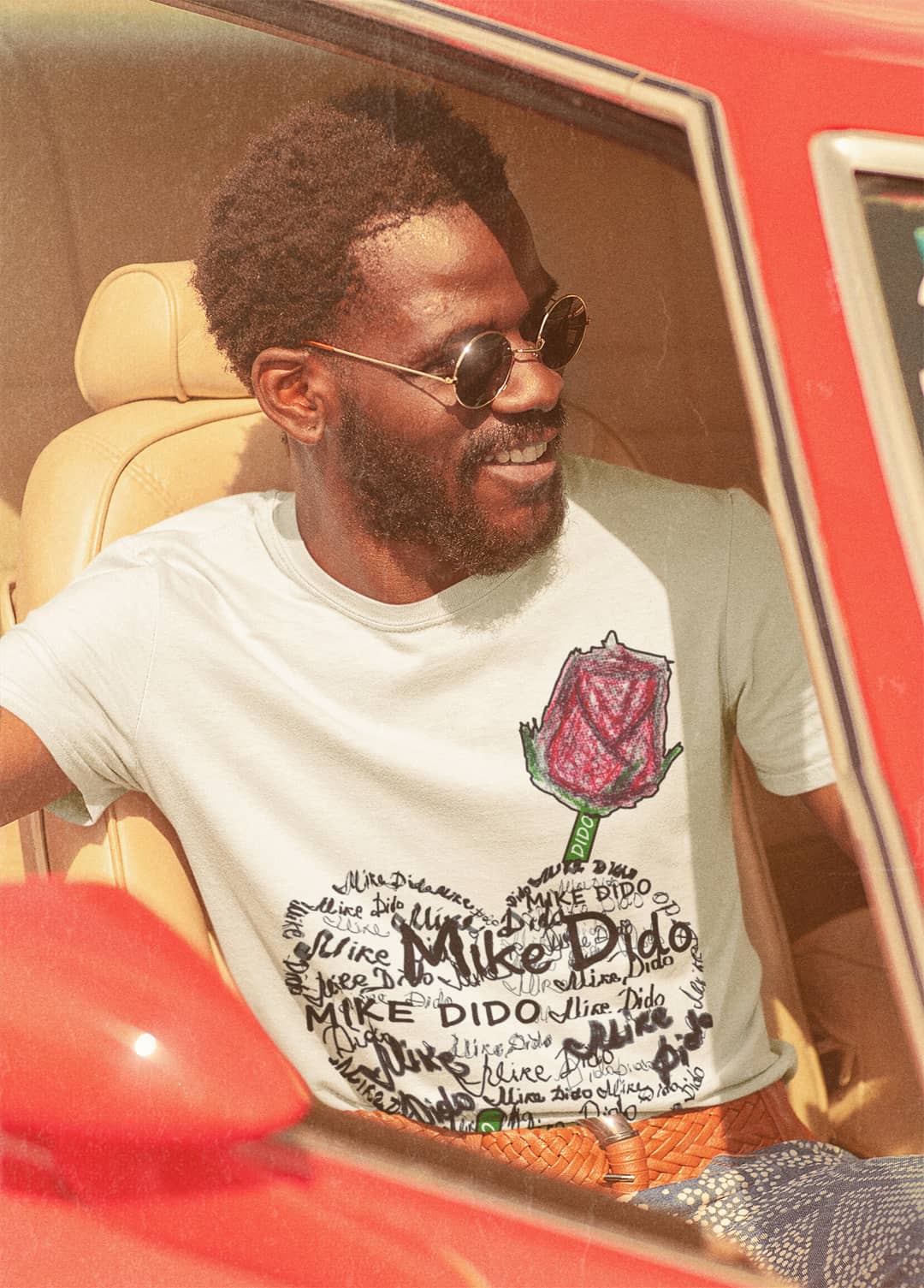 Logo T Shirt Heart Rose by Mike Dido